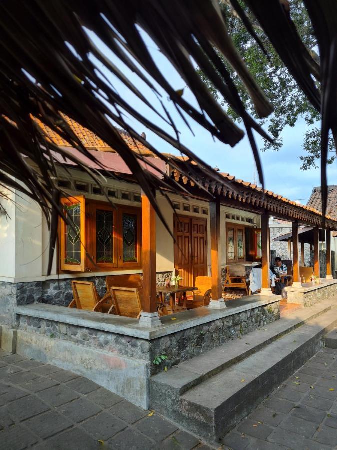 Omah Pitoe Yogya Homestay Yogyakarta Extérieur photo