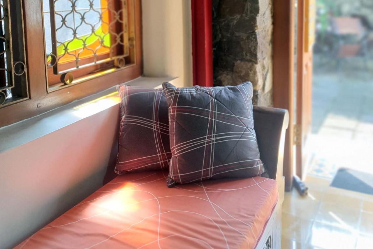 Omah Pitoe Yogya Homestay Yogyakarta Extérieur photo