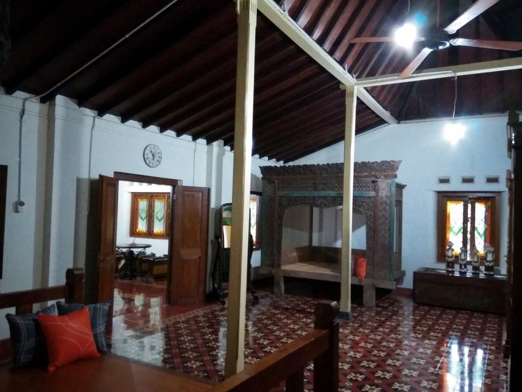 Omah Pitoe Yogya Homestay Yogyakarta Extérieur photo