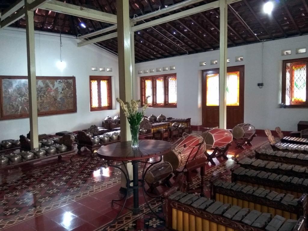Omah Pitoe Yogya Homestay Yogyakarta Extérieur photo